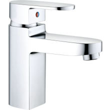 Grifo económico de latón para lavabo de alta calidad.